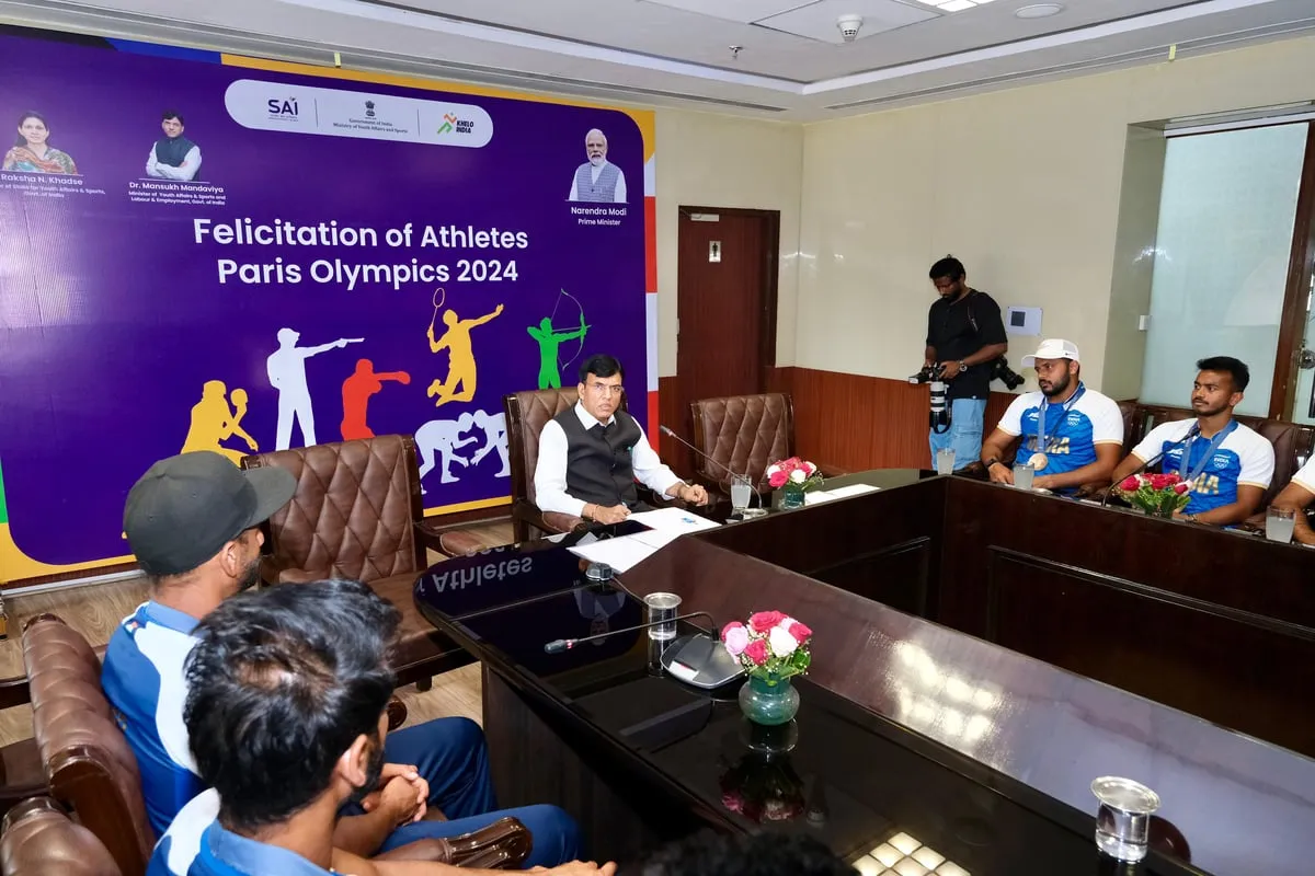 Mansukh Mandaviya Felicitates Indian Hockey Team For Paris Olympics Bronze  
